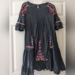 Free People Pavlo dress Mini  embroidered Small 100% cotton OB726410